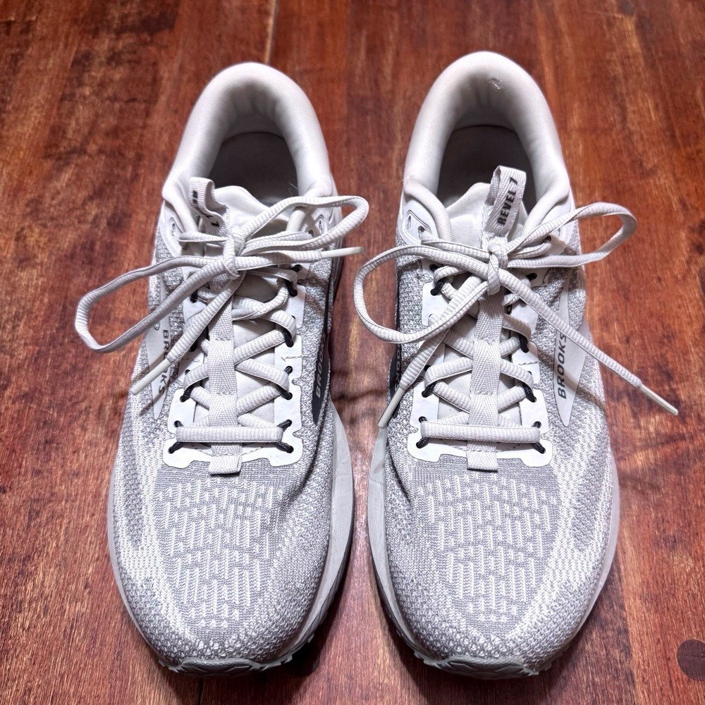 Brooks Revel 7 Women's Road Running‎ Shoes size 10 Medium Gray